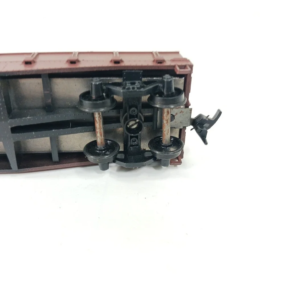 Athearn HO Scale Pennsylvania Work Caboose Kit 1276 PRR Brown MW985 Train Car